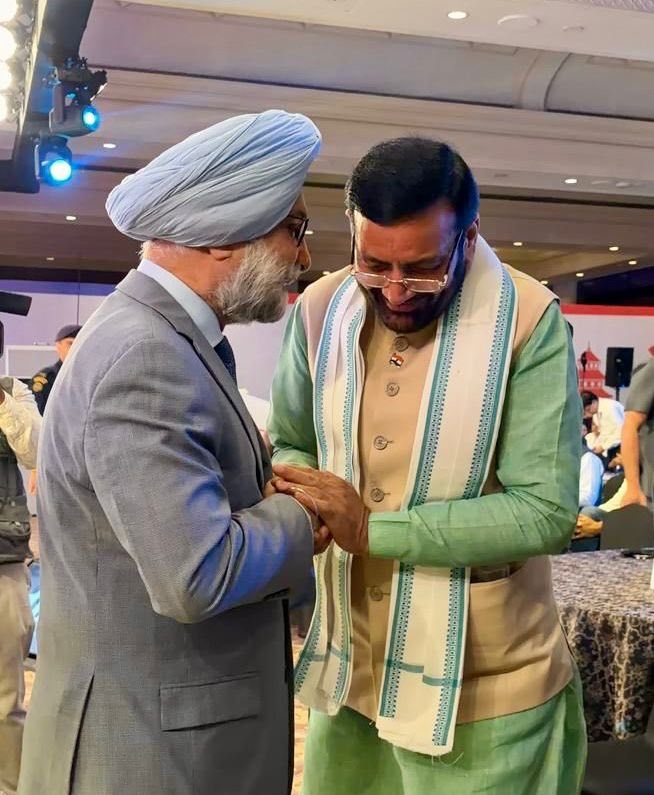 Hon’ble Lt. Governor with Shri Nayab Saini, Hon’ble Chief Minister of Haryana during India-Japan Conclave.