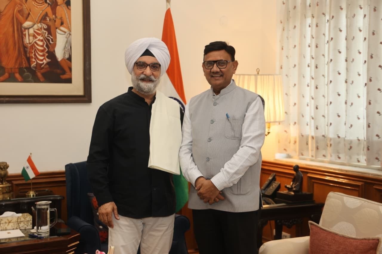 Dr. Anil Goyal, MLA called on Hon’ble Lt. Governor.