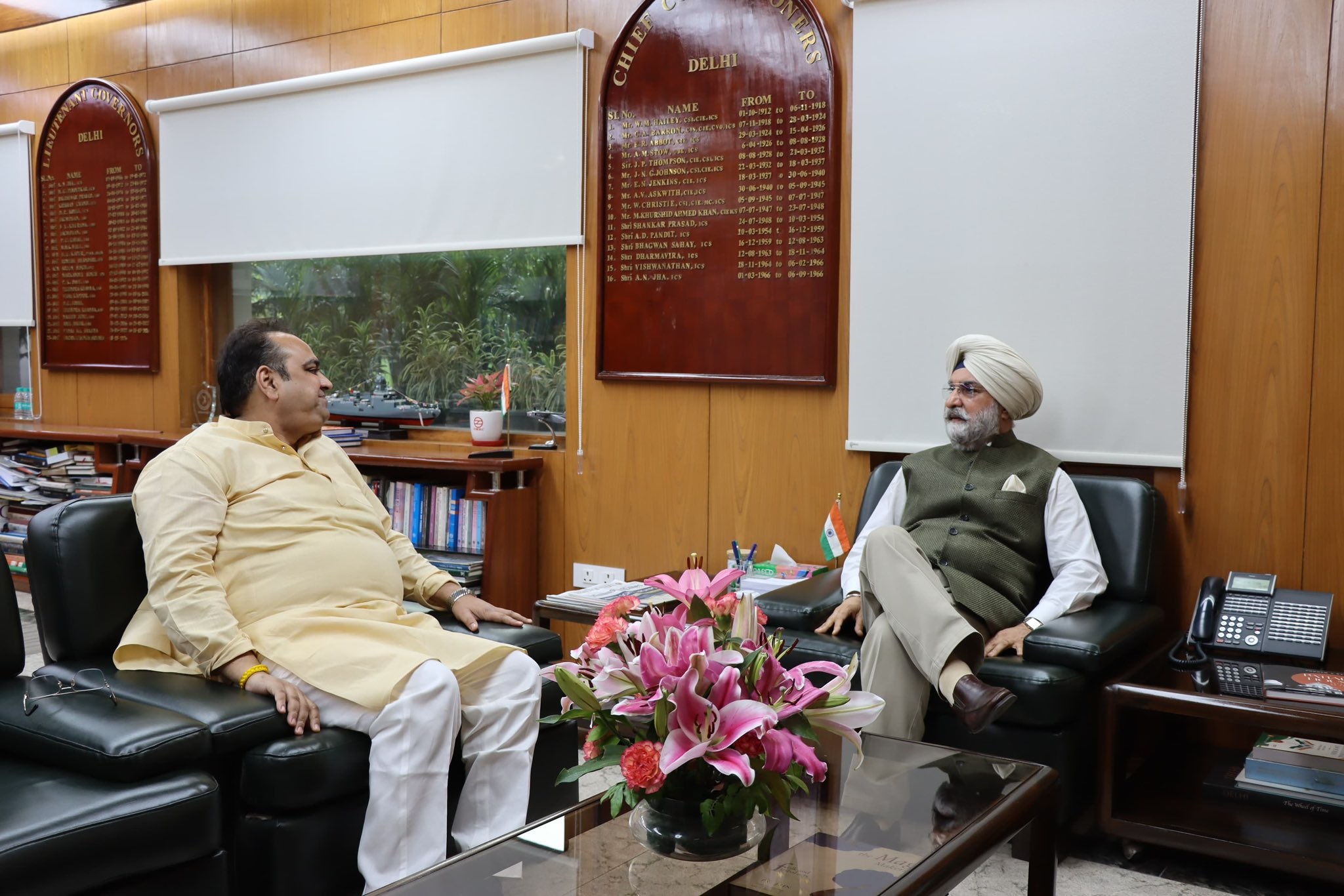 Hon’ble Minister, GNCTD, Shri Pankaj Kumar Singh called on Hon’ble Lt. Governor.