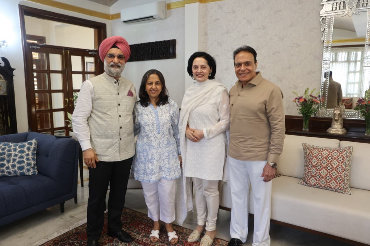 Amb. Ruchira Kamboj along with Shri Diwakar Kamboj called on Hon’ble Lt. Governor and Amb. Reenat Sandhu.