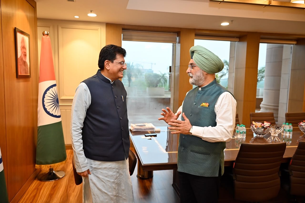 Hon’ble Lt. Governor met with Hon’ble Union Minister of Commerce & Industry, Shri Piyush Goyal.