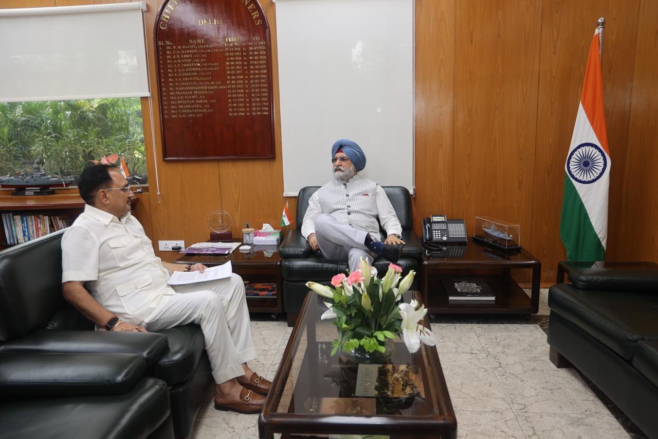 Former Delhi BJP President Shri Virendra Sachdeva, called on Hon’ble Lt. Governor.
