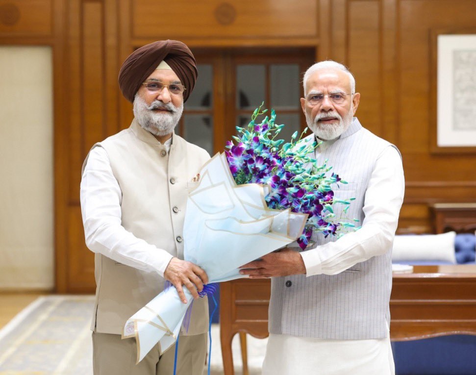 Hon’ble Lt. Governor called on Hon'ble Prime Minister, Shri Narendra Modi Ji.