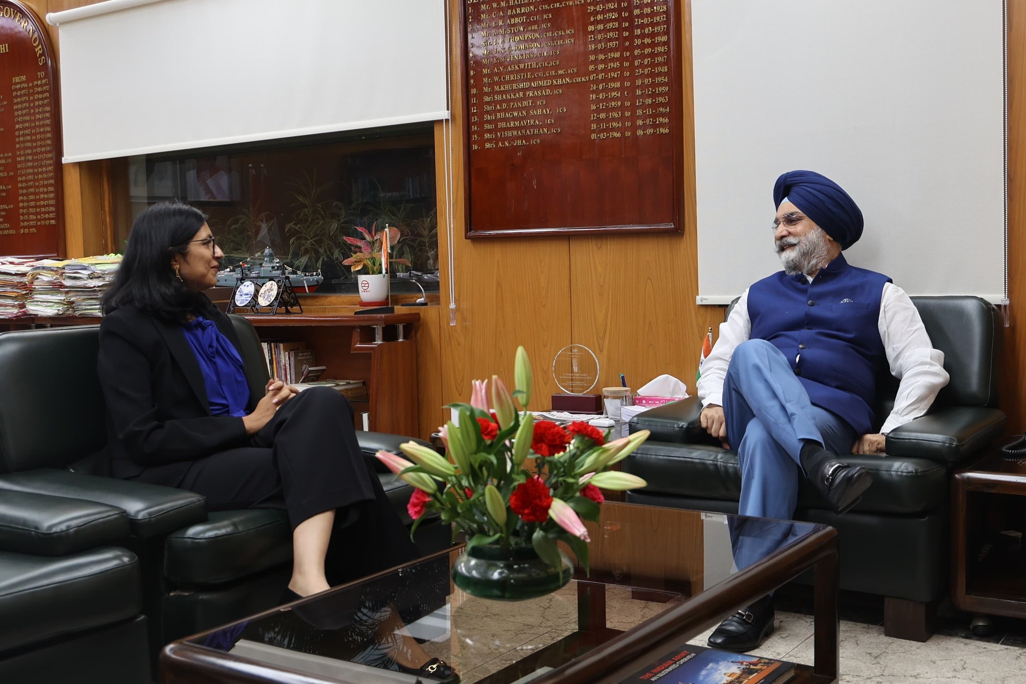 Ms. Swati Maliwal, MP called on Hon’ble Lt. Governor.