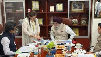 Hon’ble Lt. Governor chaired a meeting of the DDA at the Yamuna Sports Complex to review the Action Taken Report on critical environmental and infrastructure projects across Delhi.