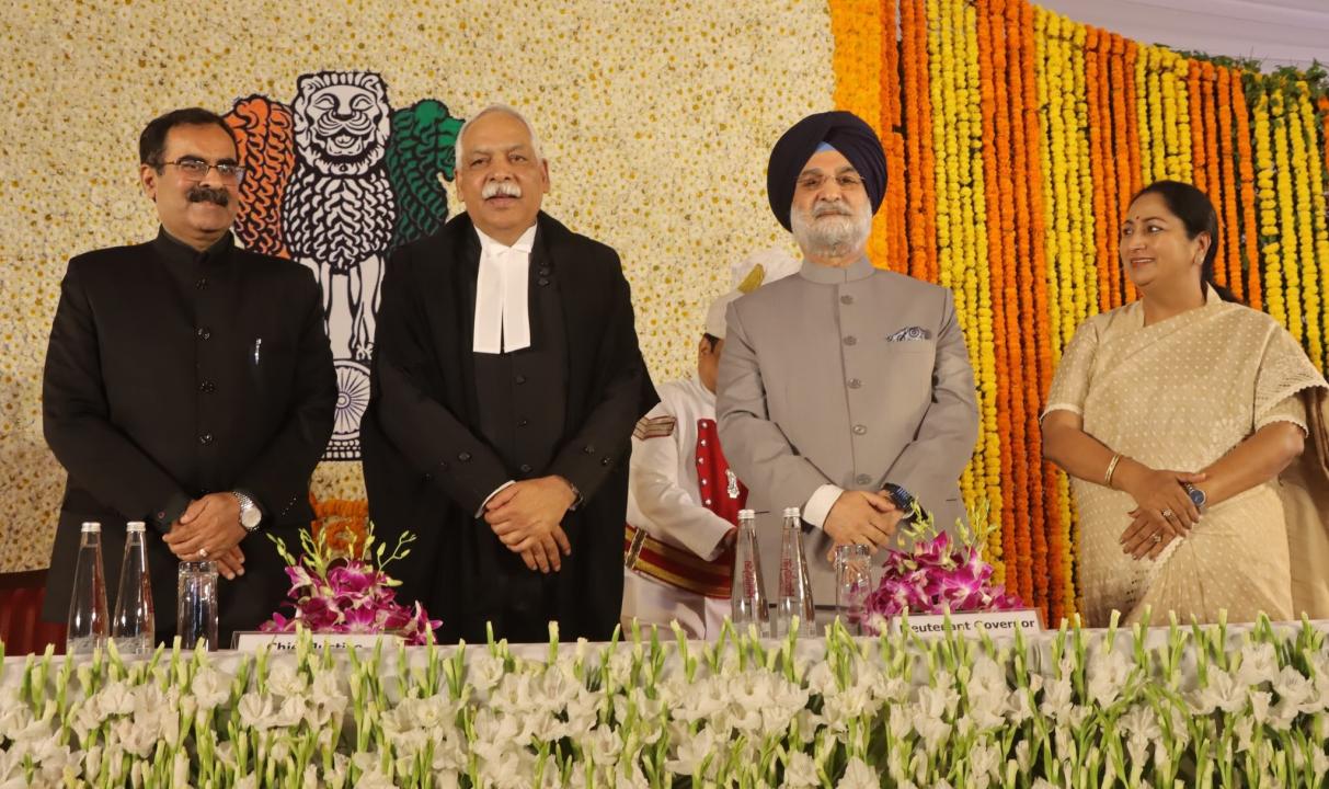 Shri Taranjit Singh Sandhu sworn in as the 23rd Lt. Governor of Delhi by Chief Justice of Delhi High Court, Hon'…